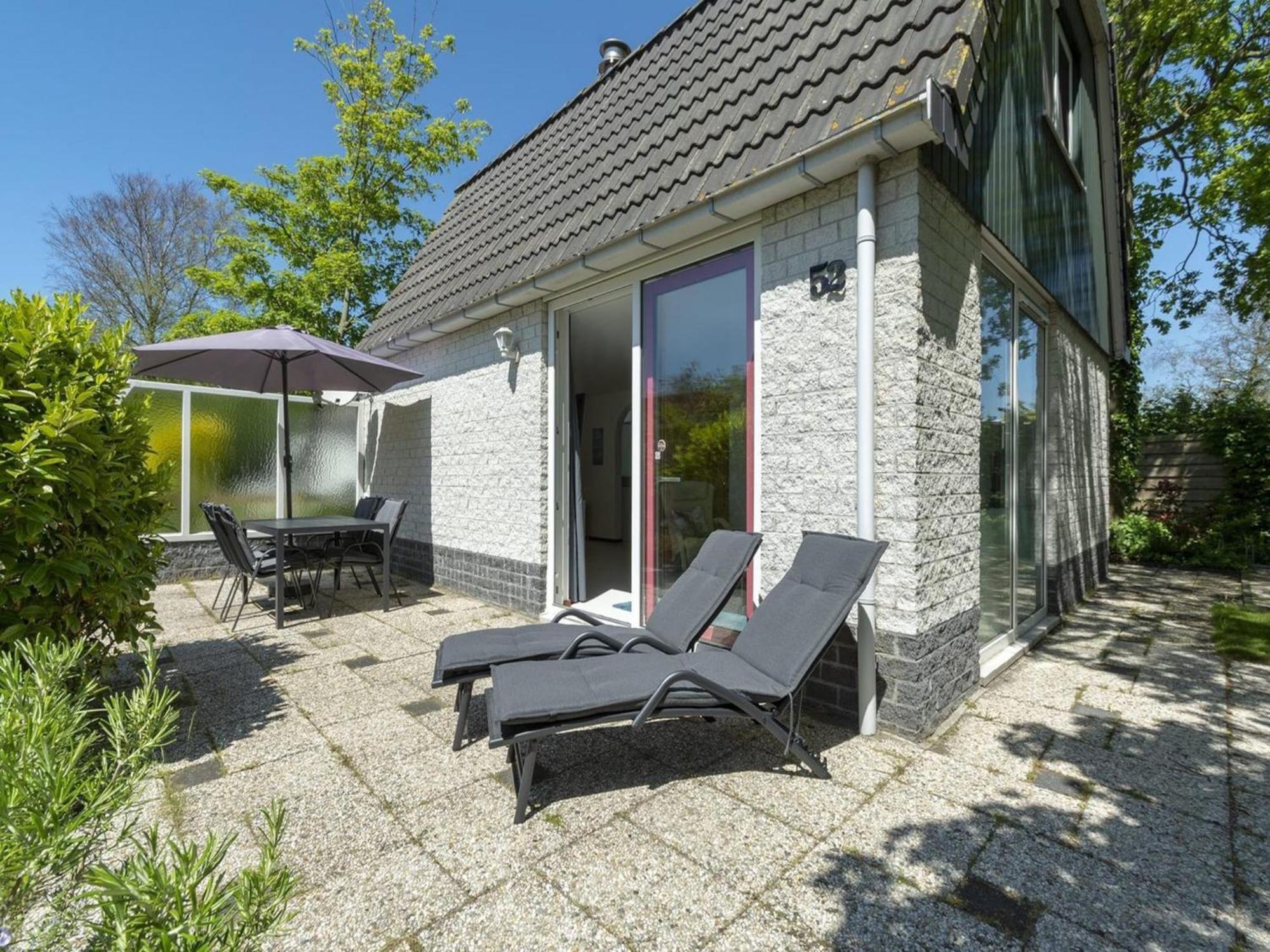 Holiday Home With Pool By The Sea Sint Maartensvlotbrug ภายนอก รูปภาพ