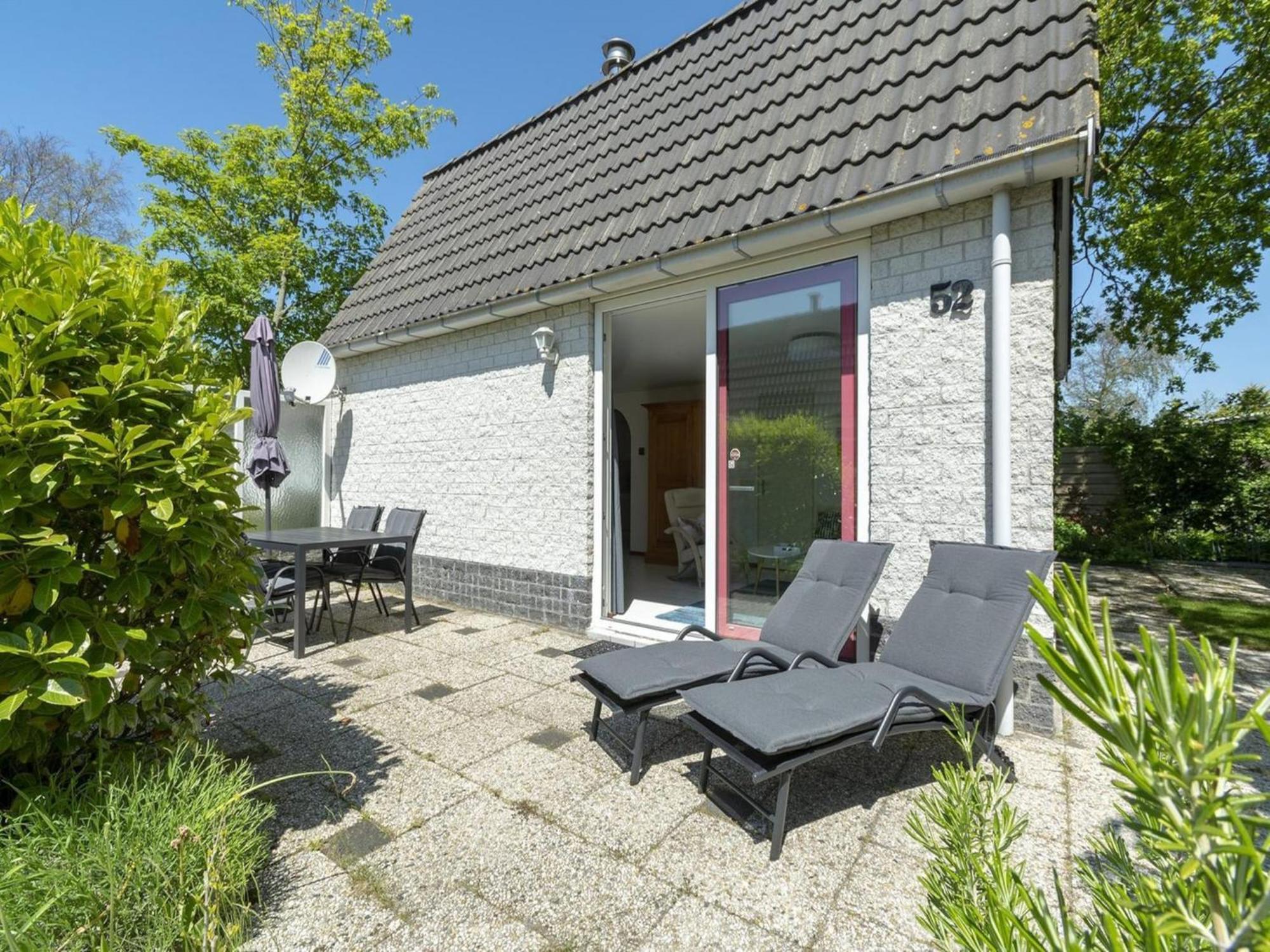 Holiday Home With Pool By The Sea Sint Maartensvlotbrug ภายนอก รูปภาพ